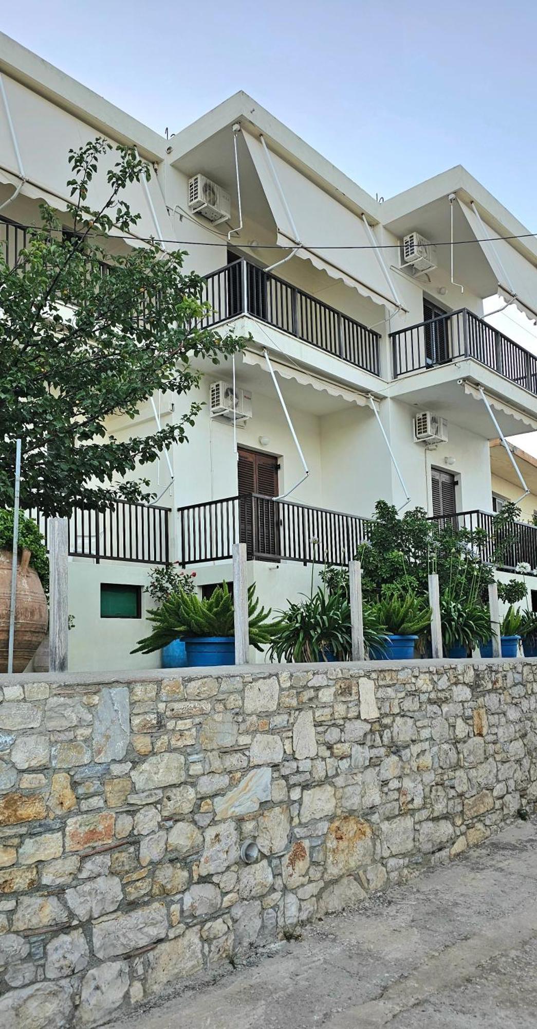 Pension Dimitra Votsi  Екстер'єр фото